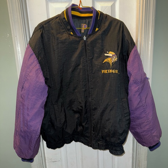 Vintage Minnesota Vikings Jacket - Picture 2 of 5